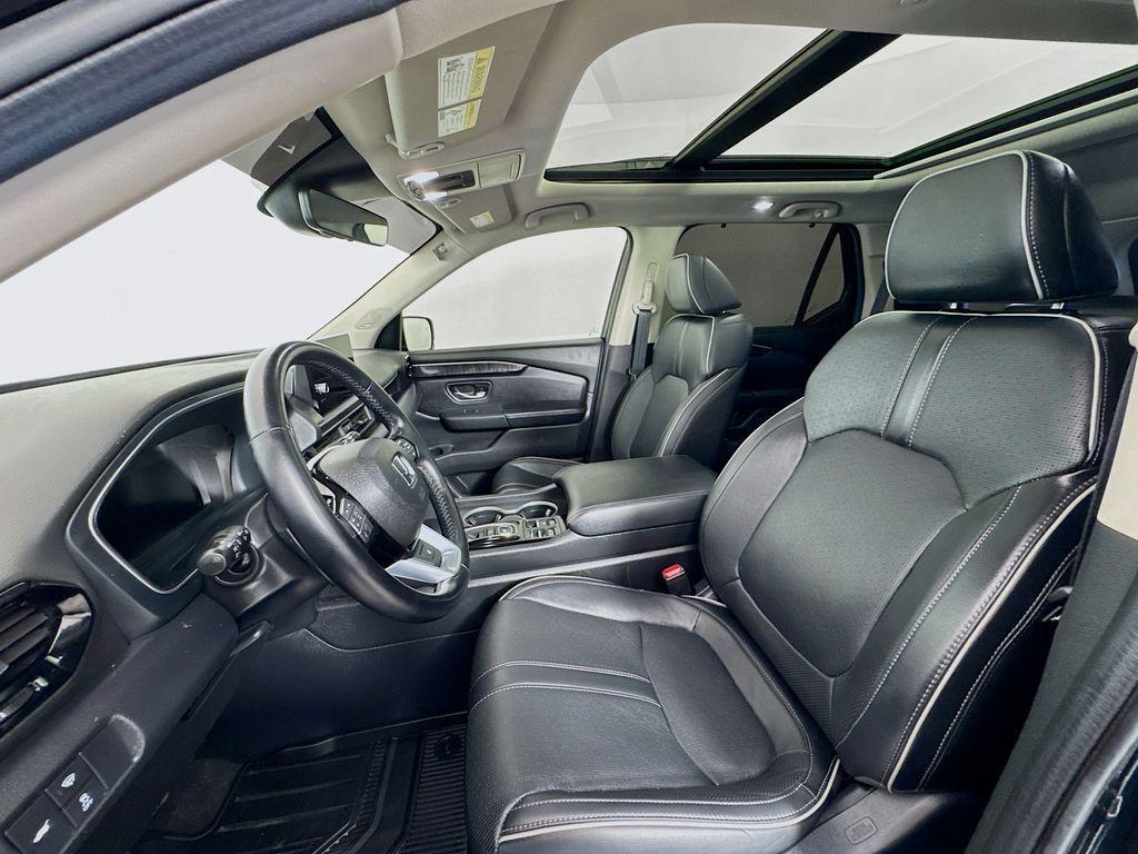 used 2024 Honda Pilot car, priced at $41,199