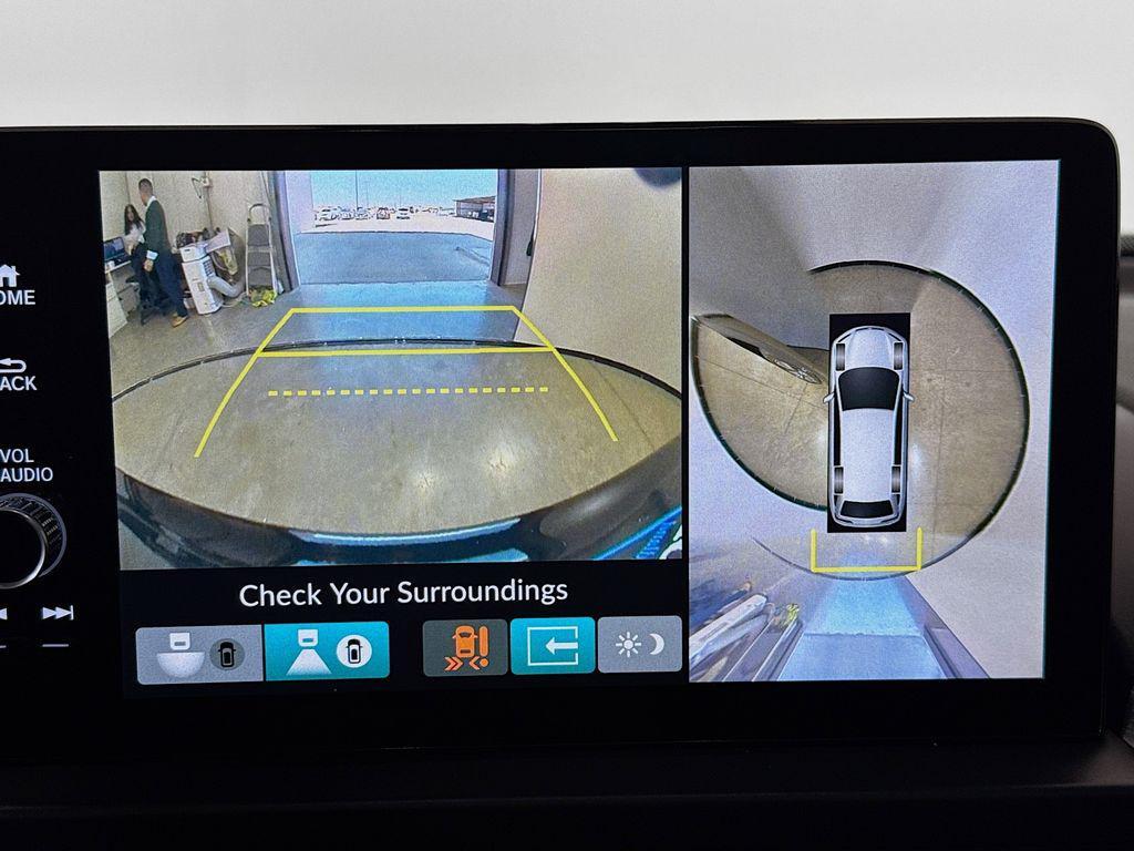 used 2024 Honda Pilot car, priced at $41,199