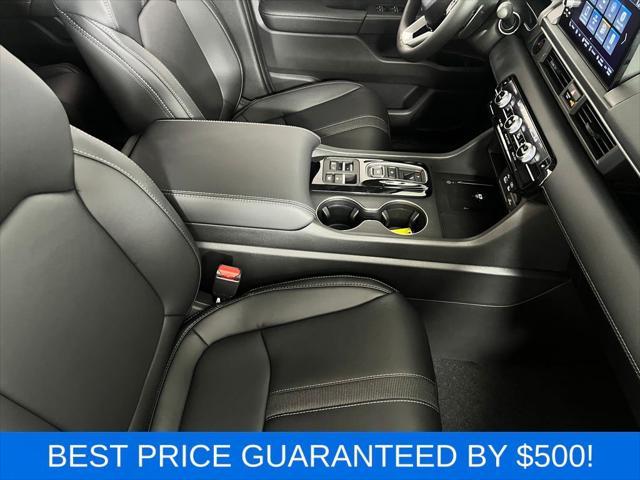 new 2025 Honda Pilot car, priced at $44,092