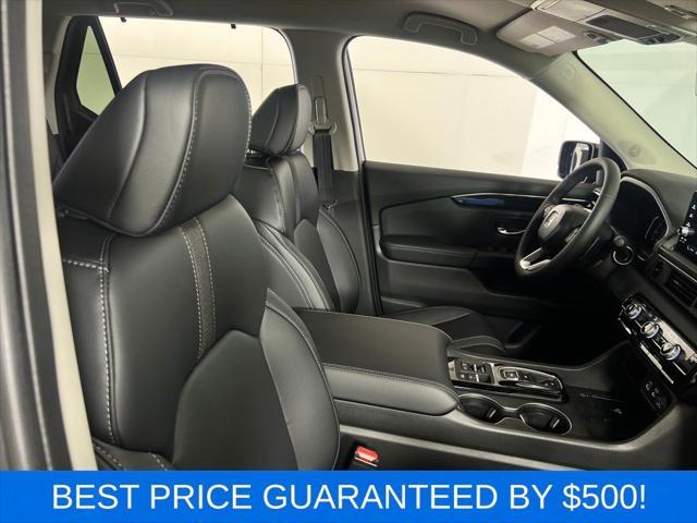 new 2025 Honda Pilot car, priced at $44,092
