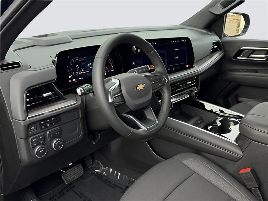 new 2025 Chevrolet Suburban car, priced at $67,595