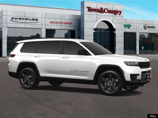 new 2025 Jeep Grand Cherokee L car, priced at $46,622
