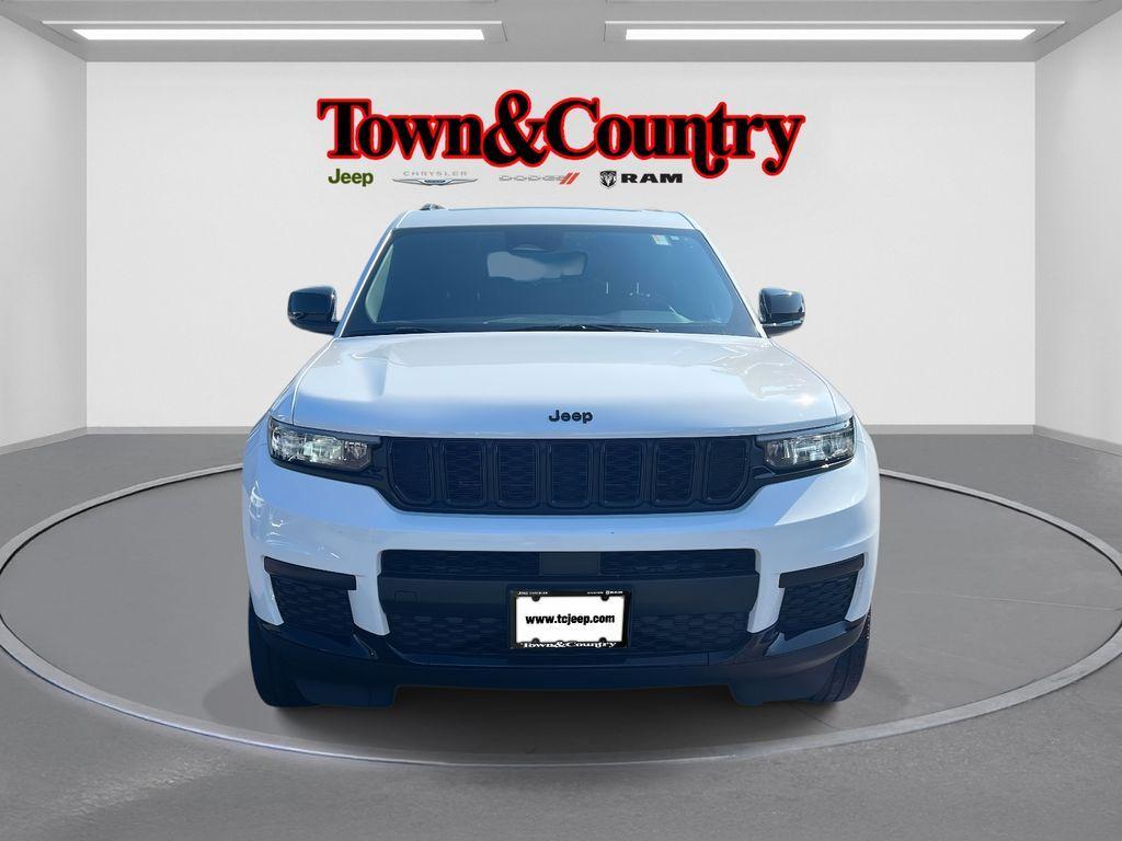 used 2023 Jeep Grand Cherokee L car, priced at $30,552