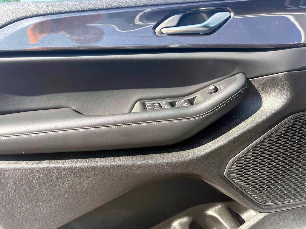 used 2023 Jeep Grand Cherokee L car, priced at $30,552