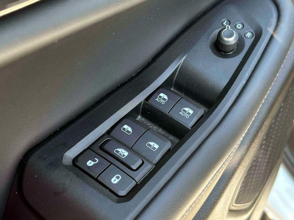 used 2023 Jeep Grand Cherokee L car, priced at $30,552