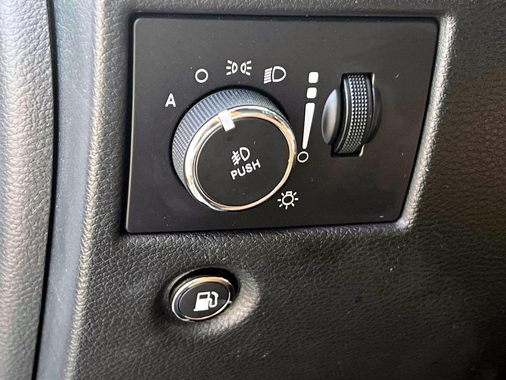 used 2022 Jeep Grand Cherokee WK car, priced at $26,033