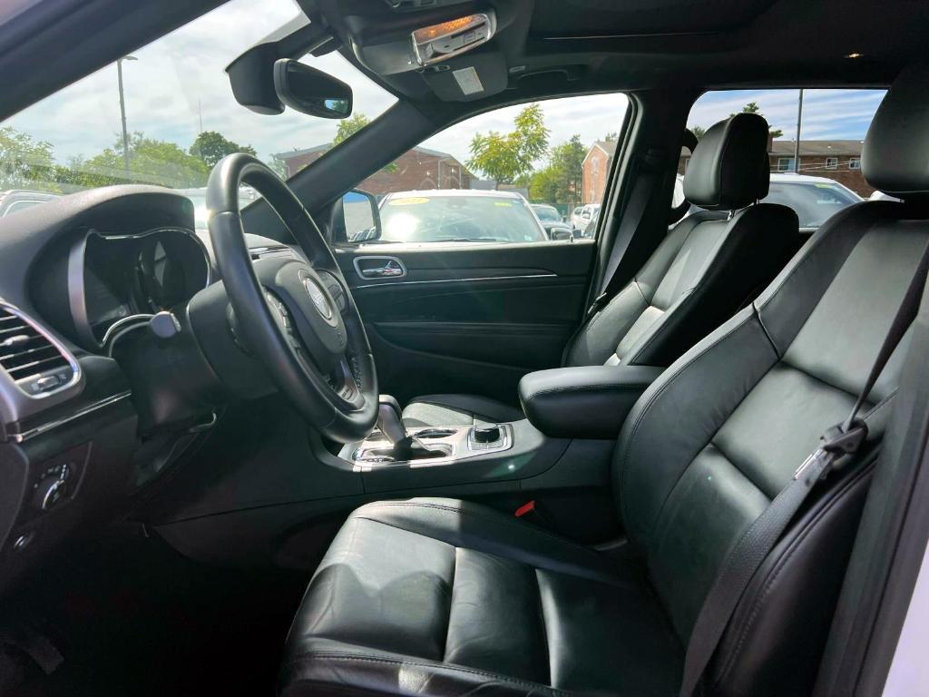 used 2022 Jeep Grand Cherokee WK car, priced at $26,872