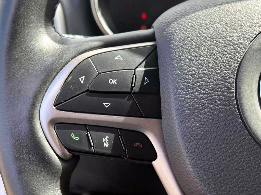 used 2022 Jeep Grand Cherokee WK car, priced at $26,033