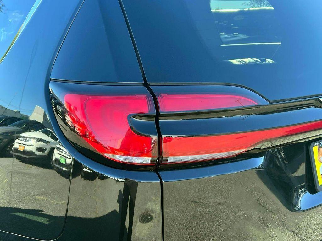 used 2023 Chrysler Pacifica car, priced at $22,341