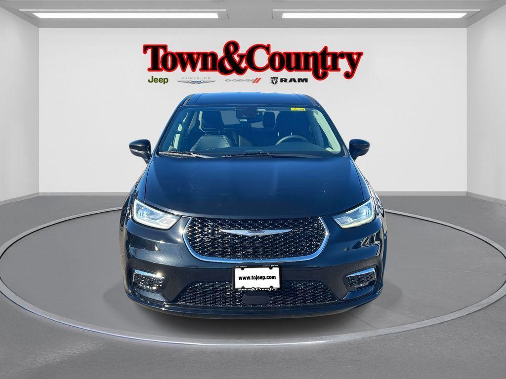 used 2023 Chrysler Pacifica car, priced at $22,341