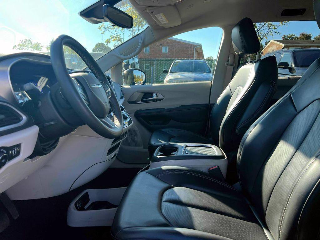 used 2023 Chrysler Pacifica car, priced at $22,341