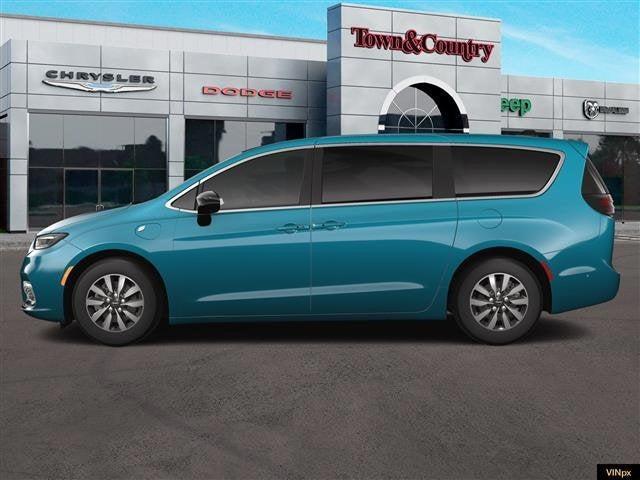 new 2025 Chrysler Pacifica Hybrid car, priced at $47,525