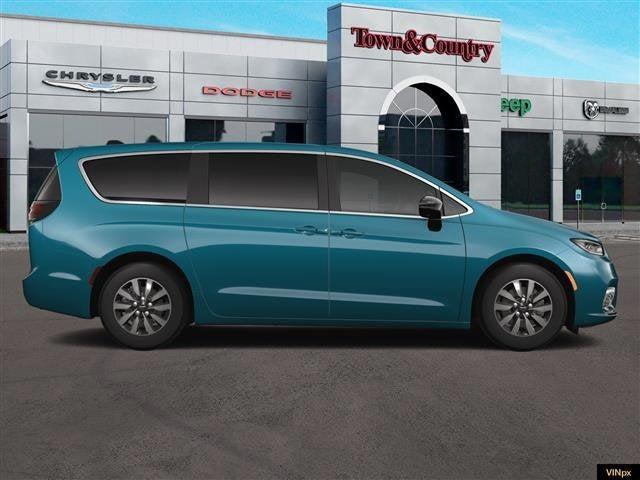 new 2025 Chrysler Pacifica Hybrid car, priced at $47,525