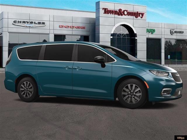 new 2025 Chrysler Pacifica Hybrid car, priced at $47,525