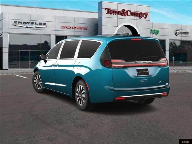 new 2025 Chrysler Pacifica Hybrid car, priced at $47,525