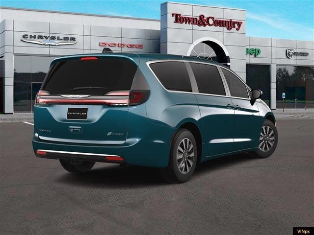 new 2025 Chrysler Pacifica Hybrid car, priced at $47,525