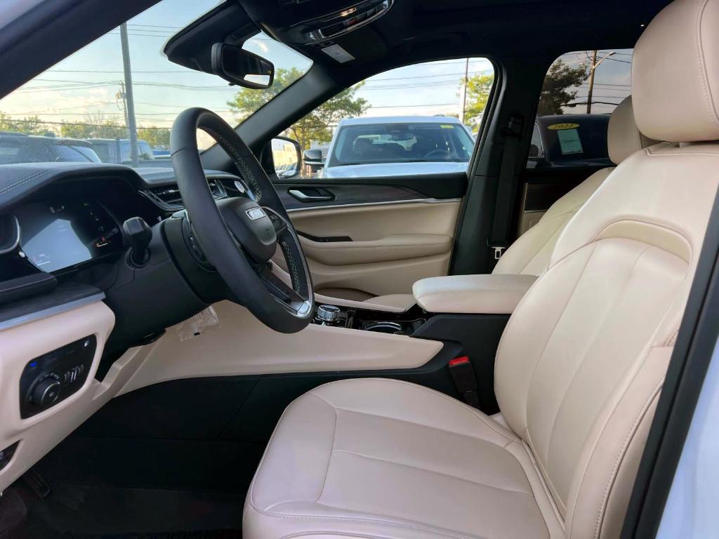 used 2023 Jeep Grand Cherokee 4xe car, priced at $30,177
