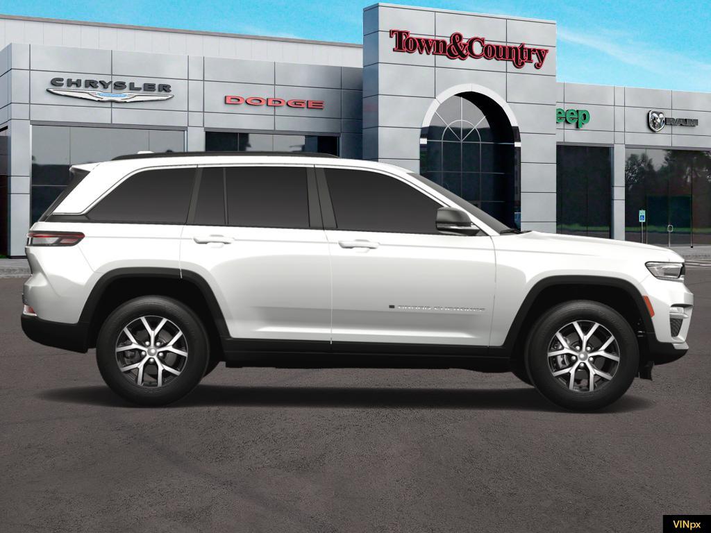 new 2025 Jeep Grand Cherokee car, priced at $44,200