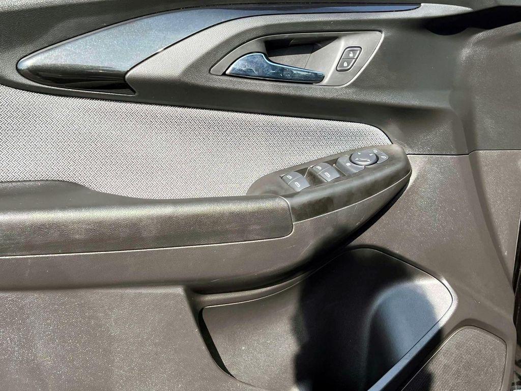 used 2023 Chevrolet TrailBlazer car, priced at $19,325