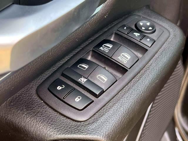 used 2024 Ram 1500 car, priced at $39,164