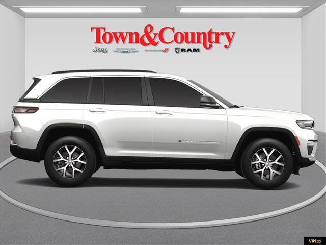 new 2025 Jeep Grand Cherokee car, priced at $41,655
