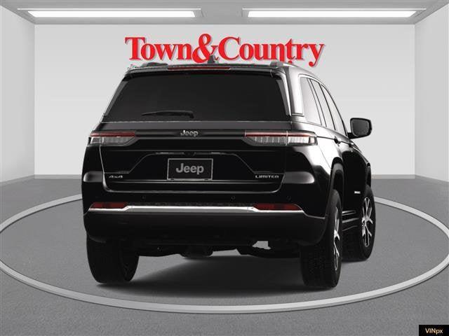 new 2025 Jeep Grand Cherokee car, priced at $44,765