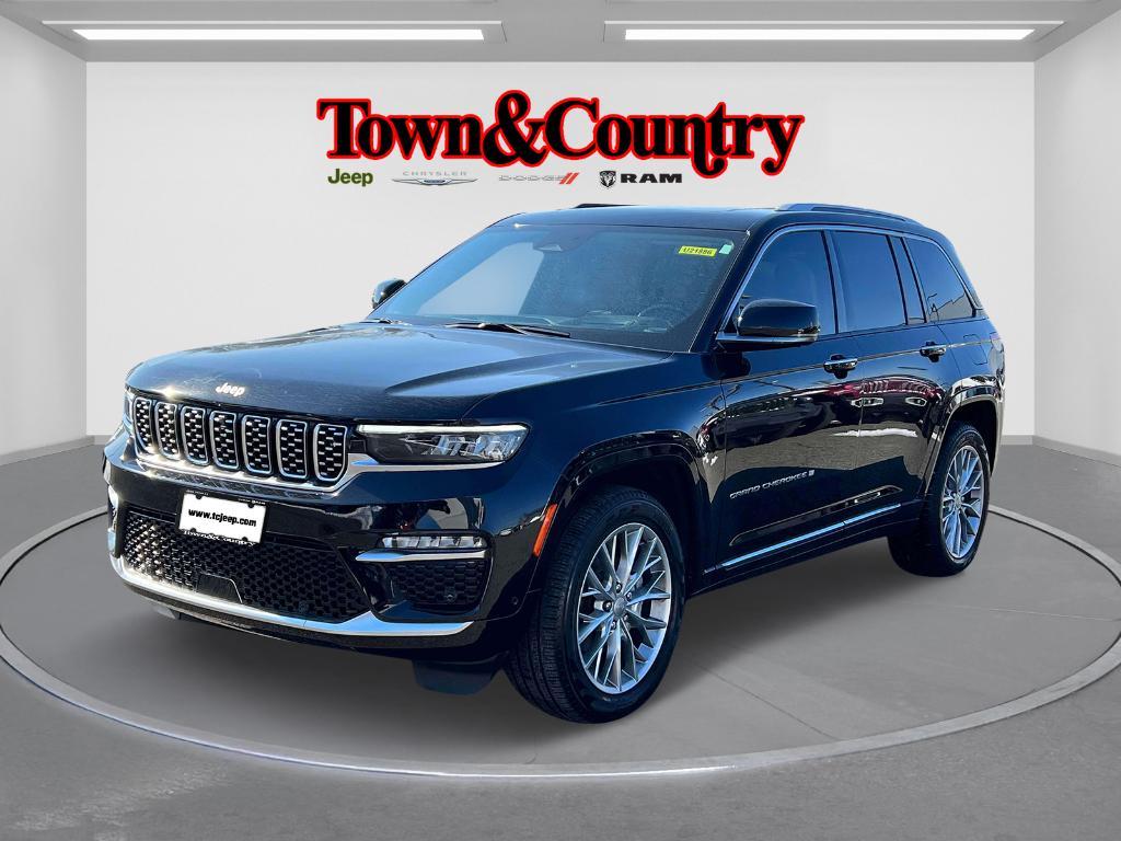 used 2023 Jeep Grand Cherokee car, priced at $47,995
