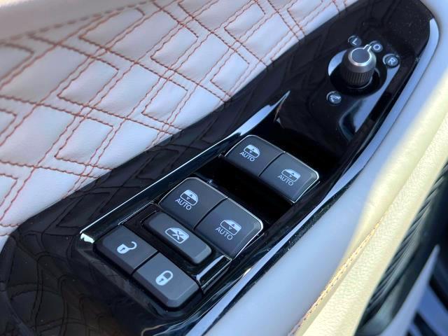 used 2023 Jeep Grand Cherokee car, priced at $47,995