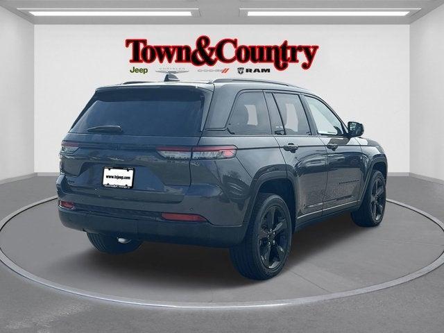 used 2023 Jeep Grand Cherokee car, priced at $34,076