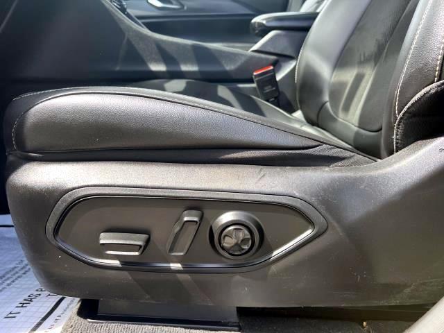 used 2023 Jeep Grand Cherokee car, priced at $35,995