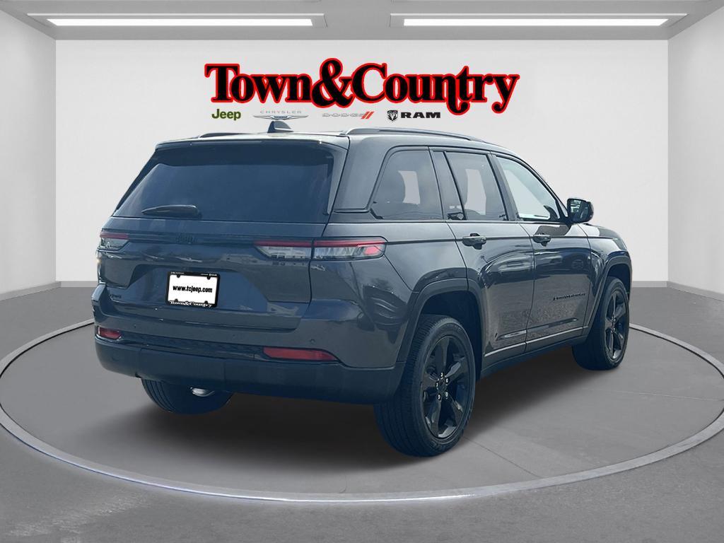 used 2023 Jeep Grand Cherokee car, priced at $35,995
