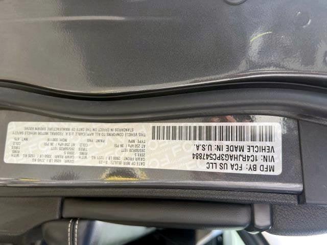 used 2023 Jeep Grand Cherokee car, priced at $34,076