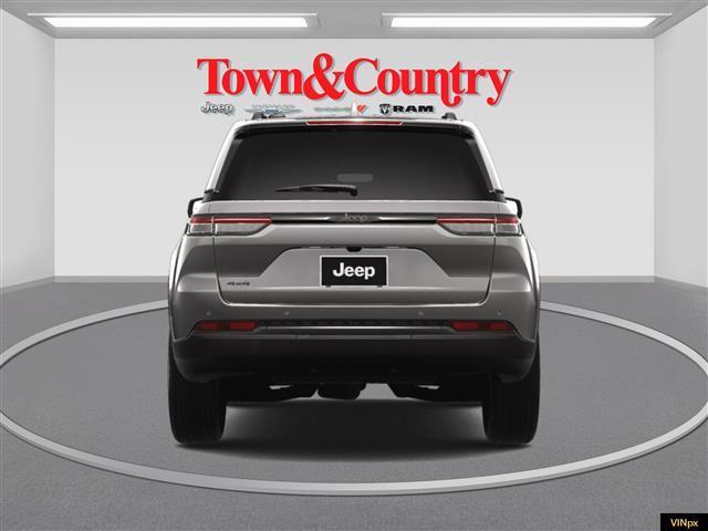 new 2025 Jeep Grand Cherokee car, priced at $44,344