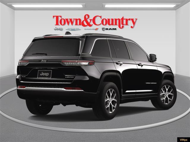 new 2025 Jeep Grand Cherokee car, priced at $42,250