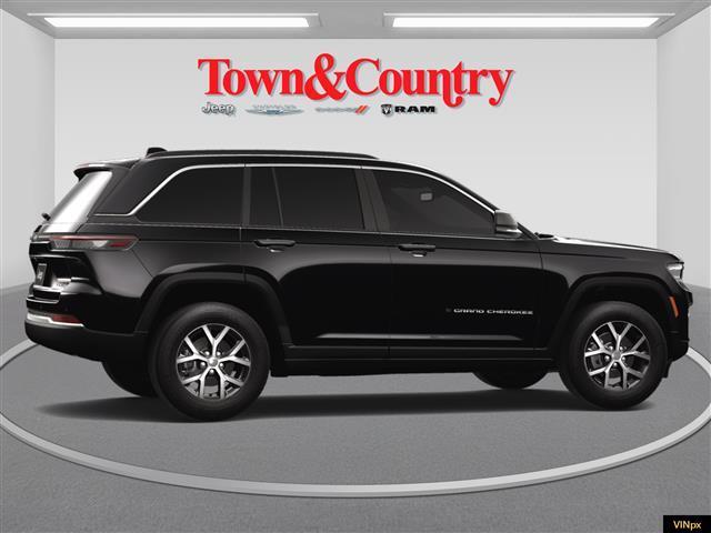new 2025 Jeep Grand Cherokee car, priced at $42,250