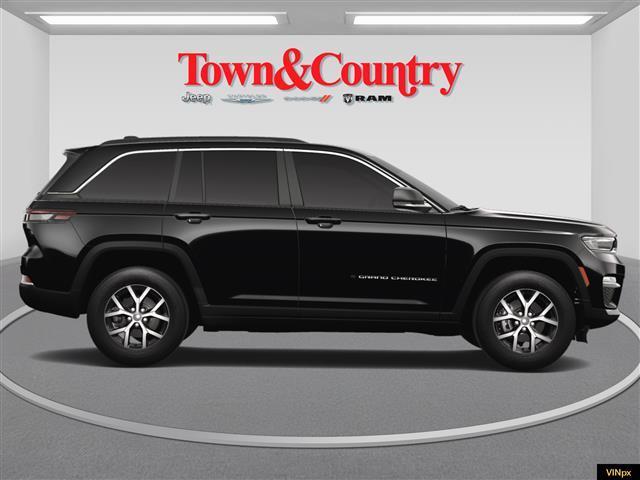 new 2025 Jeep Grand Cherokee car, priced at $42,250