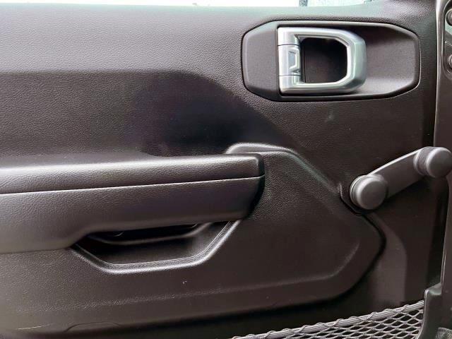 used 2021 Jeep Gladiator car, priced at $27,495