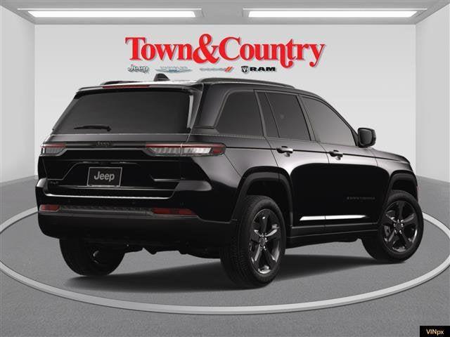 new 2025 Jeep Grand Cherokee car, priced at $41,630