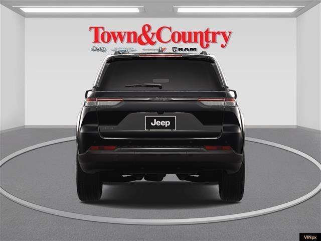 new 2025 Jeep Grand Cherokee car, priced at $44,355