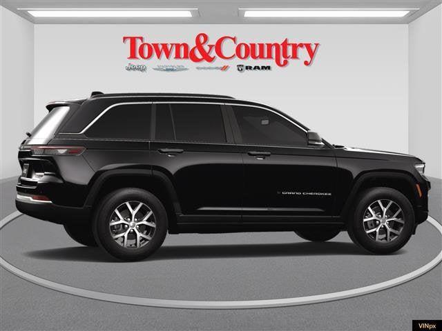 new 2025 Jeep Grand Cherokee car, priced at $42,250