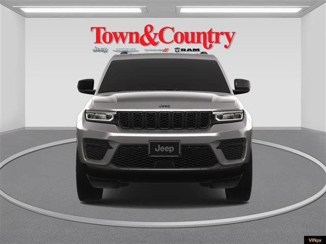 new 2025 Jeep Grand Cherokee car, priced at $42,480