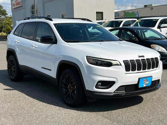 used 2023 Jeep Cherokee car, priced at $28,495