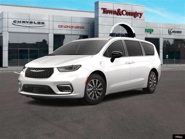 new 2025 Chrysler Pacifica Hybrid car, priced at $47,030