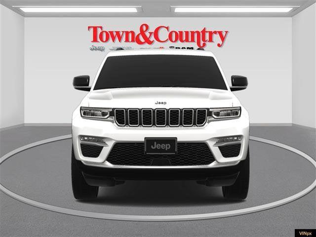 new 2025 Jeep Grand Cherokee car, priced at $44,170