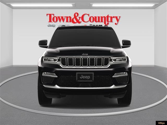 new 2025 Jeep Grand Cherokee car, priced at $42,250
