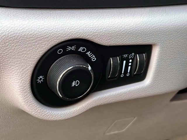 used 2022 Chrysler Pacifica car, priced at $28,995