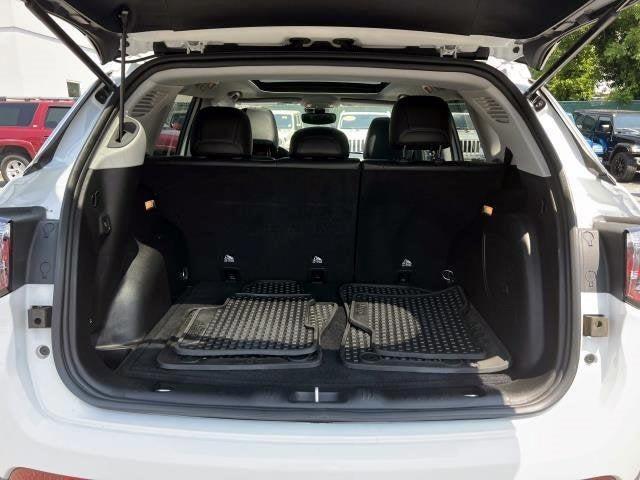 used 2022 Jeep Compass car, priced at $21,137