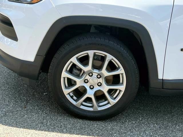 used 2022 Jeep Compass car, priced at $21,137