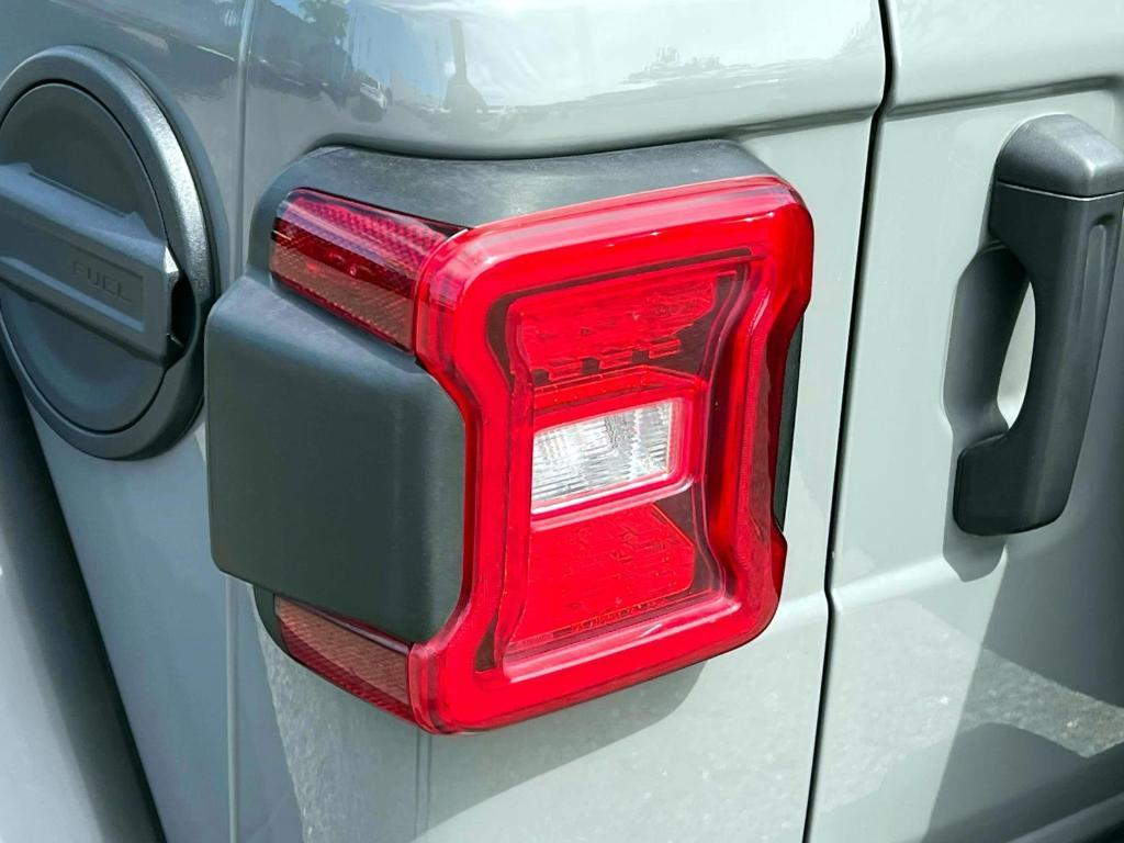 used 2021 Jeep Wrangler Unlimited car, priced at $39,566