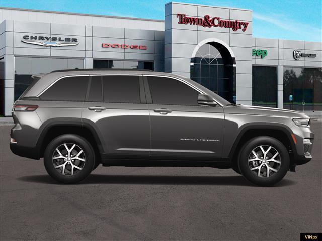 new 2025 Jeep Grand Cherokee car, priced at $46,032